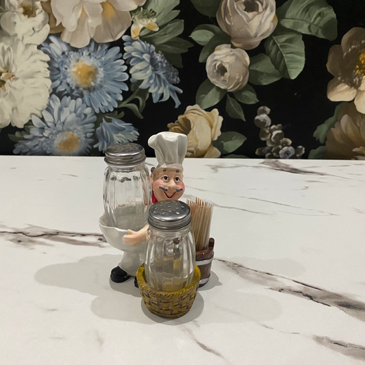 Salt/Pepper Shaker